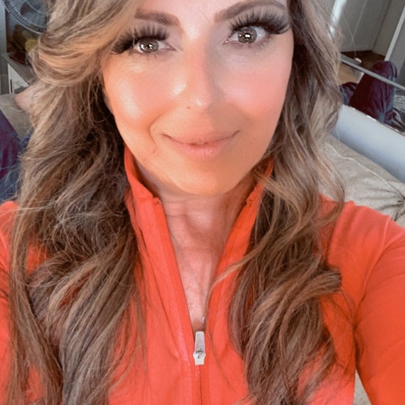 Meet your Posher, Posh - Picture 3 of 9